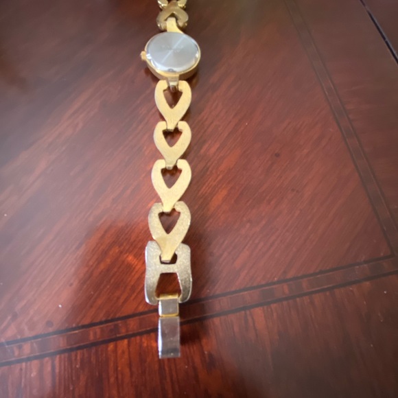 Watch - Picture 5 of 5